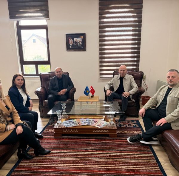 MAMUŞA BELEDİYE BAŞKAN YARDIMCISI RUJDİ MAZREK’E ZİYARET