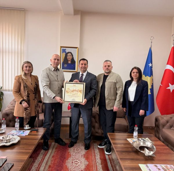 KOSOVA’NIN TEK TÜRK BELEDİYESİ MAMUŞA’YA ANLAMLI ZİYARET