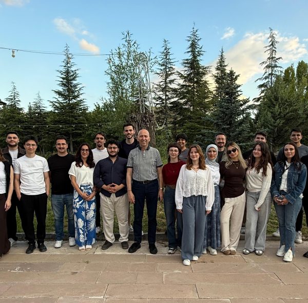 GENÇLİK MECLİSİ ÜYELERİMİZ PİKNİK PROGRAMINDA BİR ARAYA GELDİ